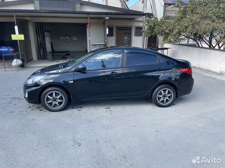 Hyundai Solaris 1.6 AT, 2013, 228 000 км