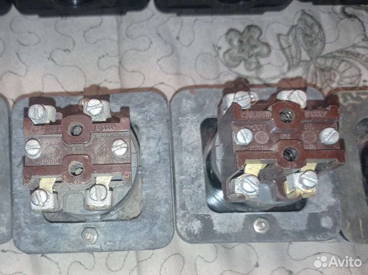 Пке 122-1ау2, одна кнопка