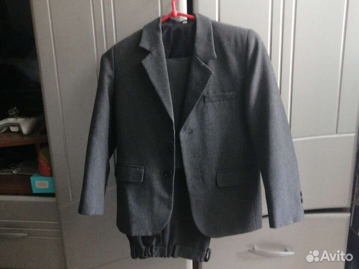 Костюмы школьные 1 класс