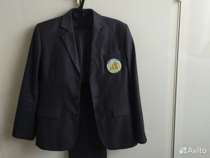 Школьная форма. Рубашки, пиджаки, брюки