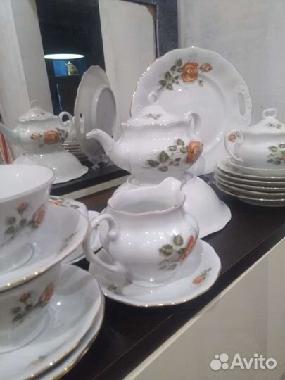 Часть сервиза Польша.Чайная роза