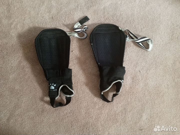 Щитки футбольные детские kelme