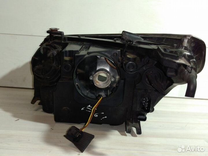 Фара передняя правая Bmw 5 E60 2005