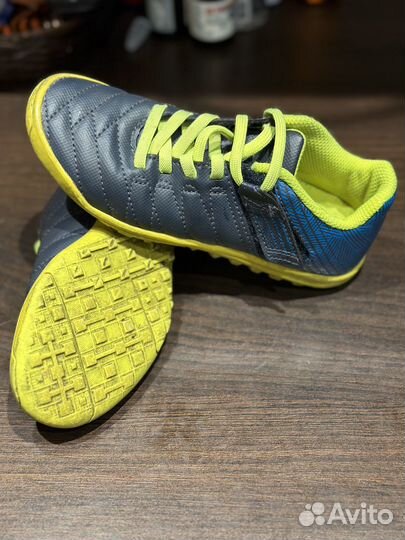 Футбольные бутсы