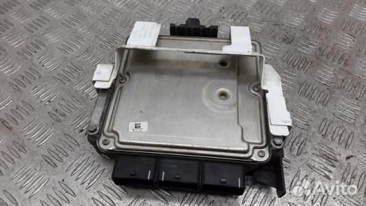 Блок управления двс land rover freelander 2 (98Z13