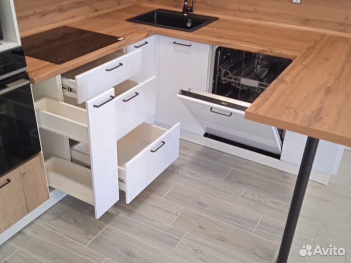 Кухонный гарнитур кухня с антресолью
