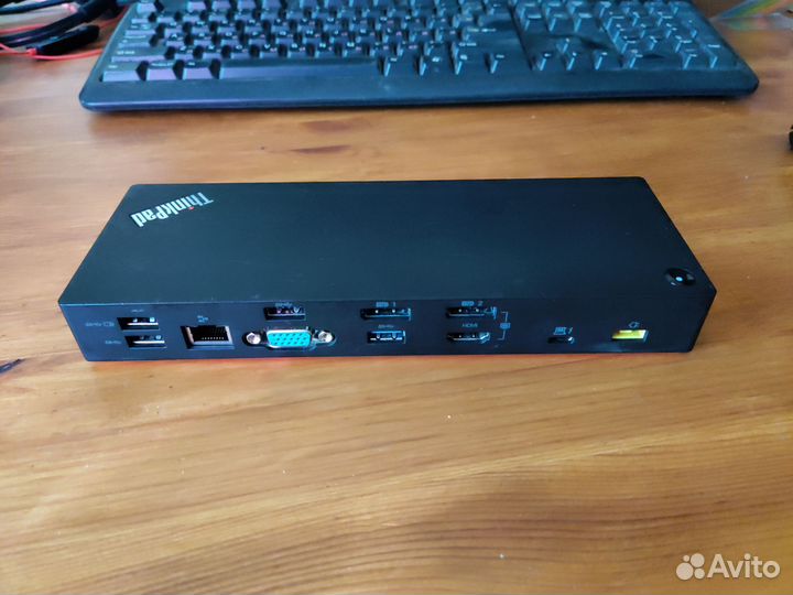 Докстанция Lenovo thunderbolt 3 dock 40AC