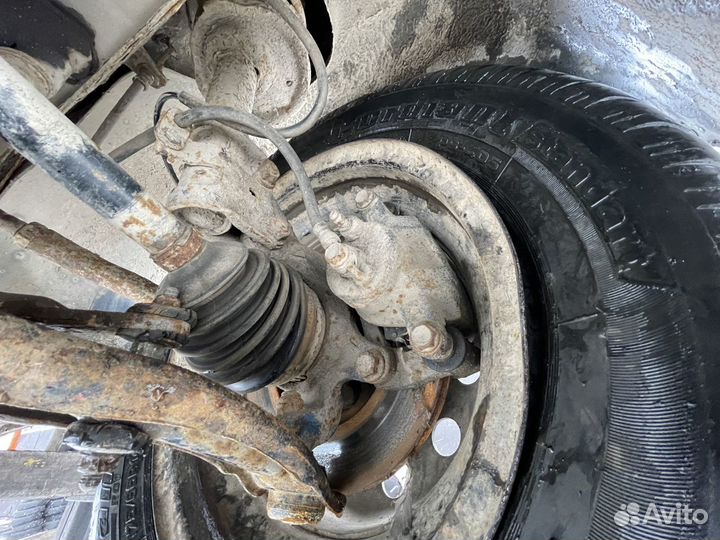 Суппорт передний правый левый Джили Мк