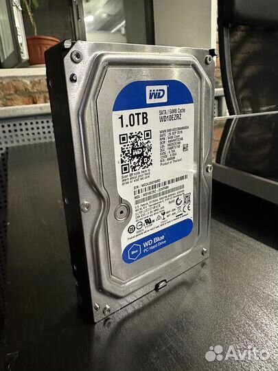 Жесткий диск 1 тб WD blue WD10ezrz