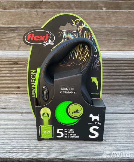 Поводок-рулетка Flexi New Neon S (до 15 кг)
