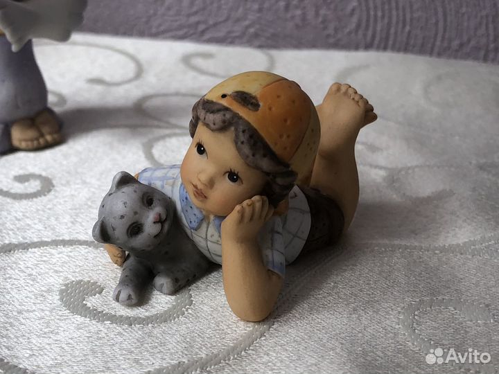 Фарфоровые коллекционные Статуэтки Goebel