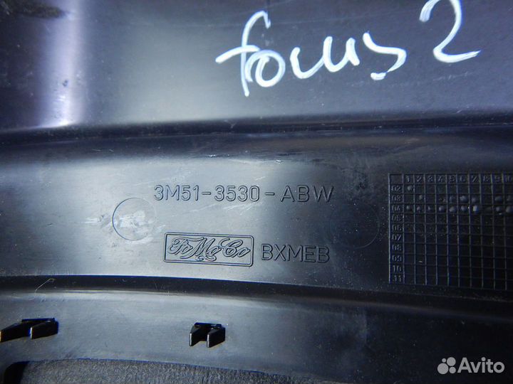 Кожух рулевой колонки Ford Focus 2