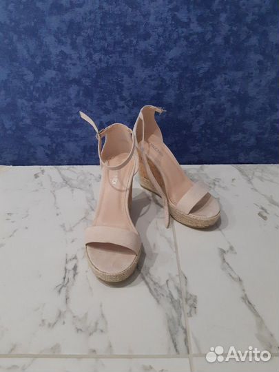 Обувь женская