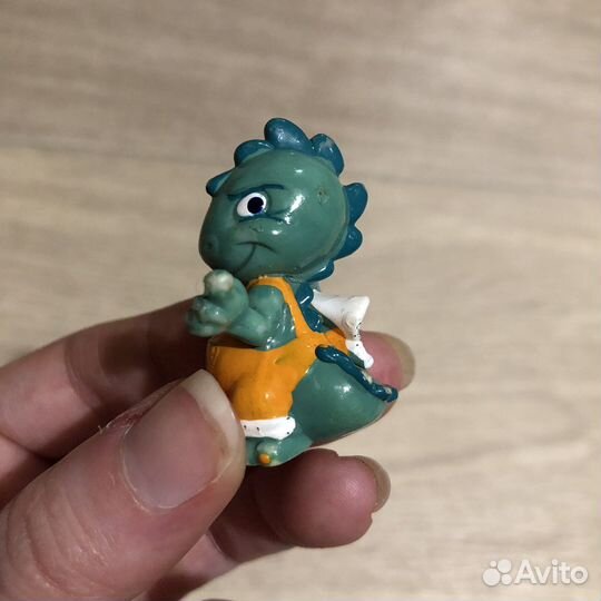 Игрушки из киндера