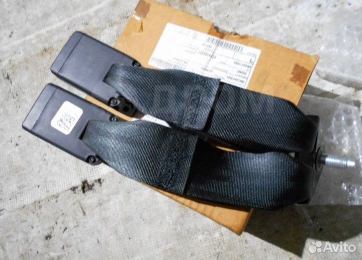 D-MAX 2012-2019 Замок ремня безопасности isuzu