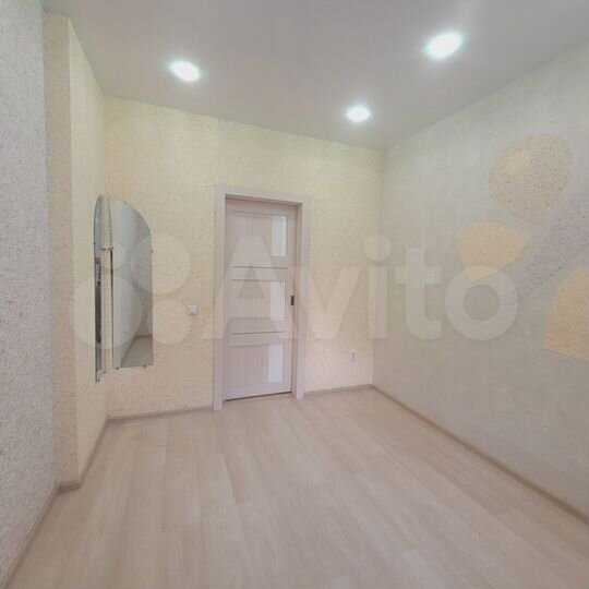 3-к. квартира, 60 м², 4/4 эт.