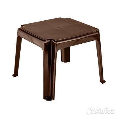 Шезлонг пластиковый пляжный