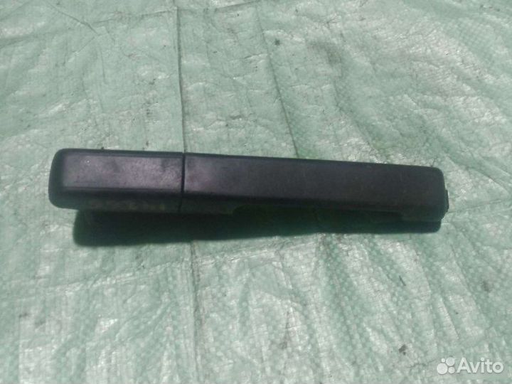 Ручка двери задняя левая Volkswagen Passat B3