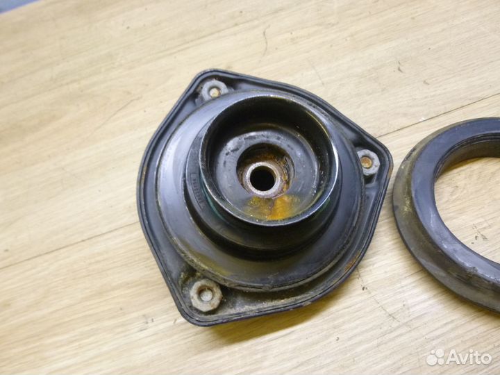 Опора амортизатора mercedes V-class W447