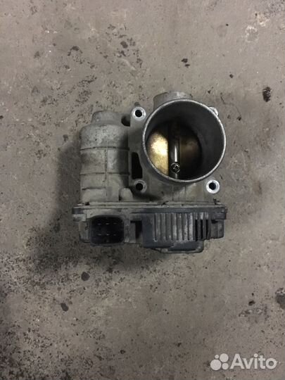 Заслонка дроссельная Nissan Primera
