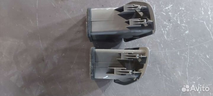 Воздуховод торпеды Nissan Skyline v35