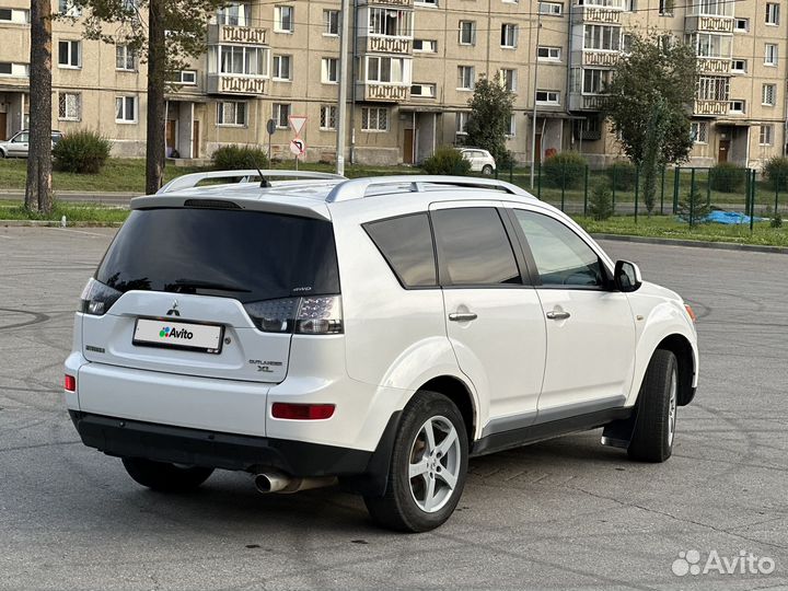 Mitsubishi Outlander 2.4 CVT, 2008, 200 000 км
