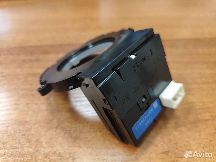 Датчик угла поворота Subaru 27582AJ000