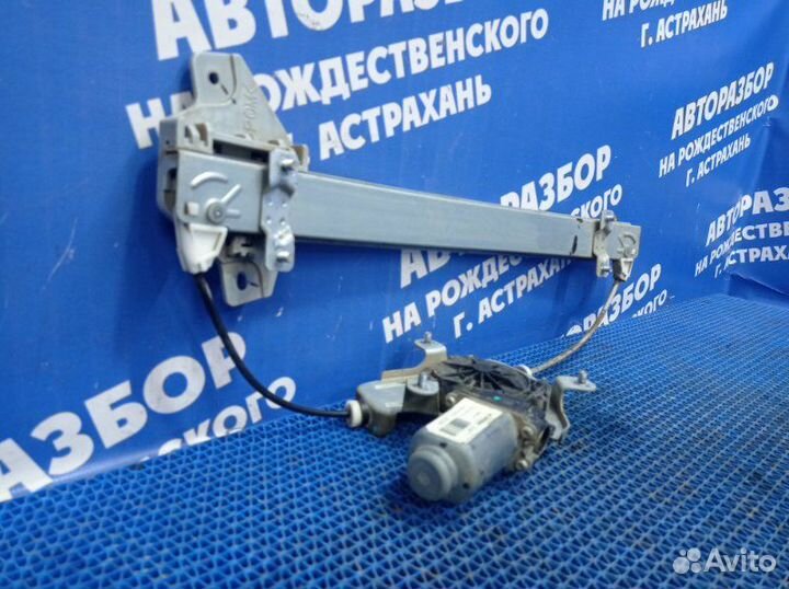 Передний правый стеклоподъемник Hyundai Solaris 1