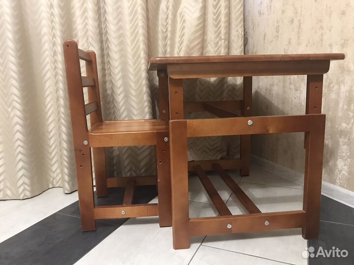 Набор детской мебели стол и стул