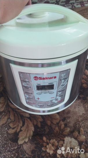 Мультиварка Сакура