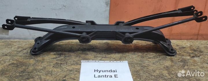 Балка подвески задняя Hyundai Lantra E, 1997г