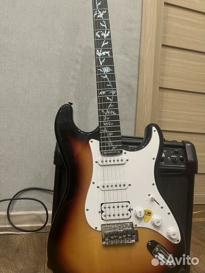 Гитара и комбоусилитель