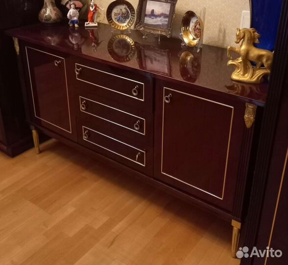 Рацула шпон натурального красного дерева