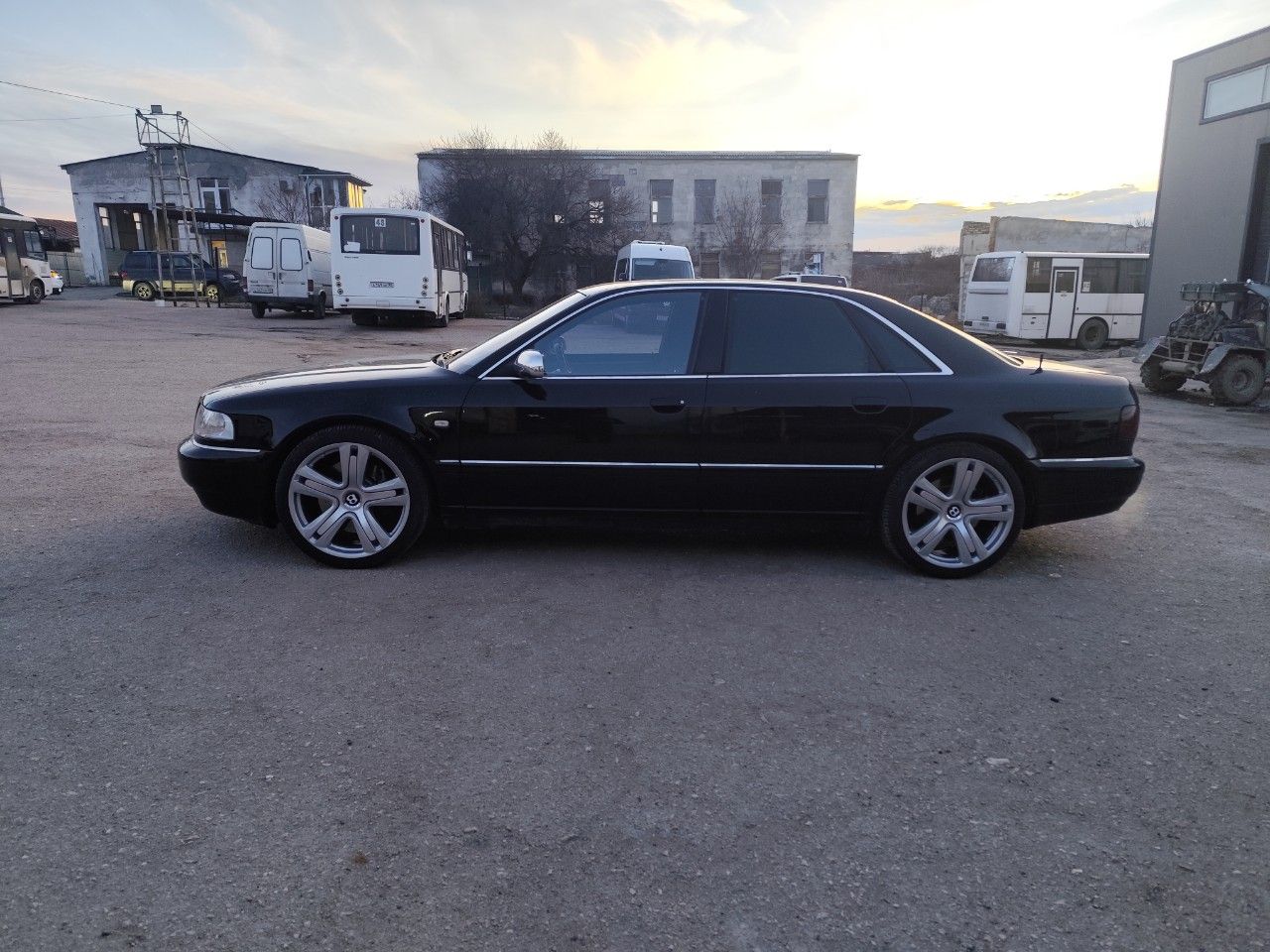 Audi S8: фото из отзыва