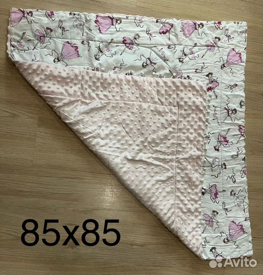 Бортики в кроватку и постельные принадлежности