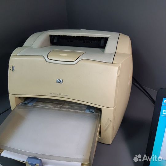 Принтер HP LaserJet 1200