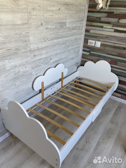 Кровать детская облако