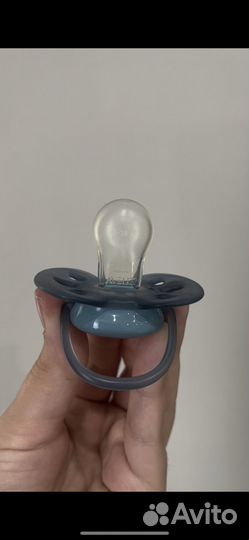 Соска-пустышка Philips Avent ultra soft 6-18 мес