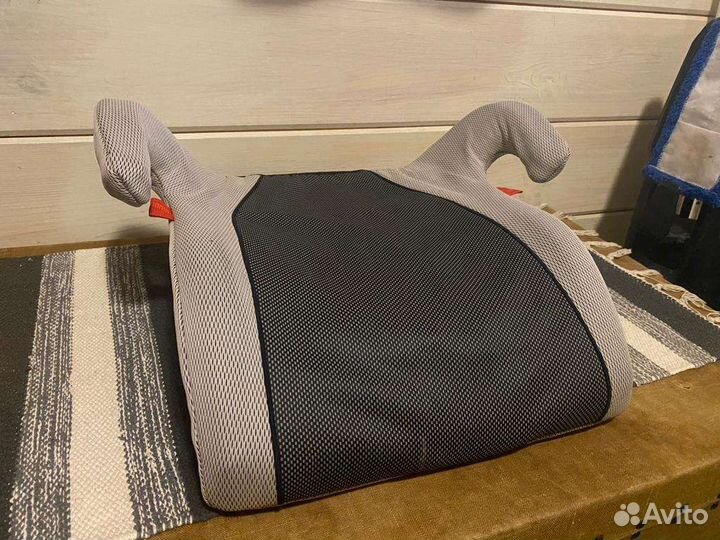 Автокресло бустер от 15 кг до 36