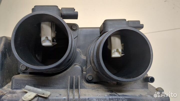 Корпус воздушного фильтра Land Rover Discovery 4