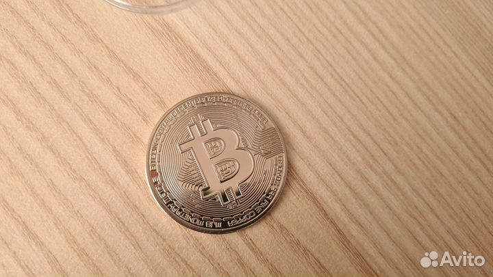 Новая Коллекционная монета Bitcoin