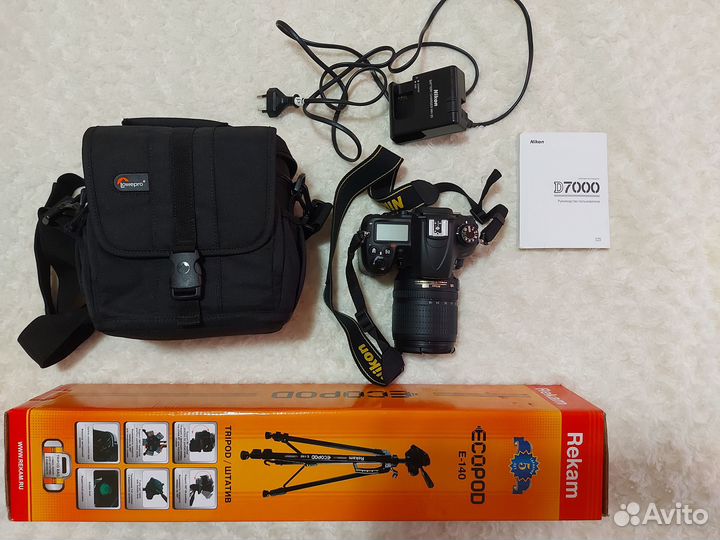 Nicon D7000+дополнительный объектив+сумка+штатив