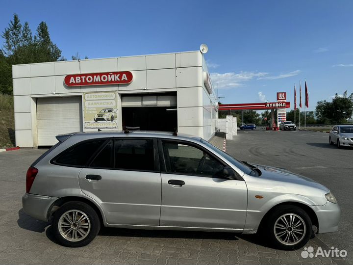 Mazda 323 1.3 МТ, 2002, 238 000 км