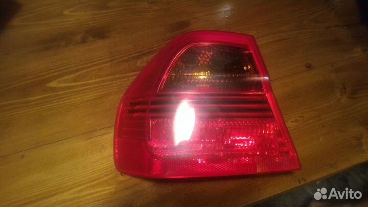 Для BMW E90 задний левый фонарь