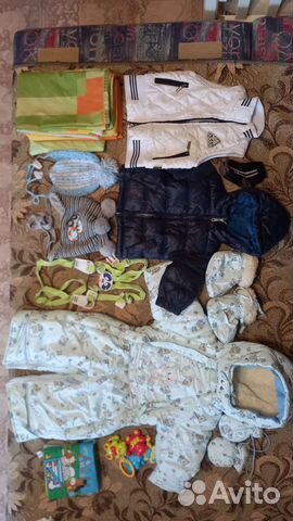 Вещи с пакетом, много