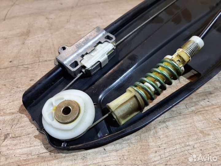 Стеклоподъемник электрический задний левый Bmw