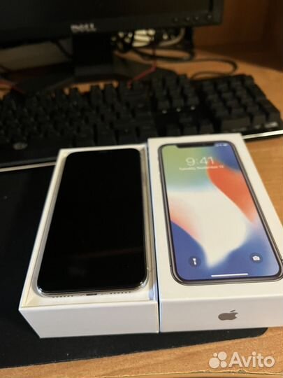 iPhone X, 64 ГБ