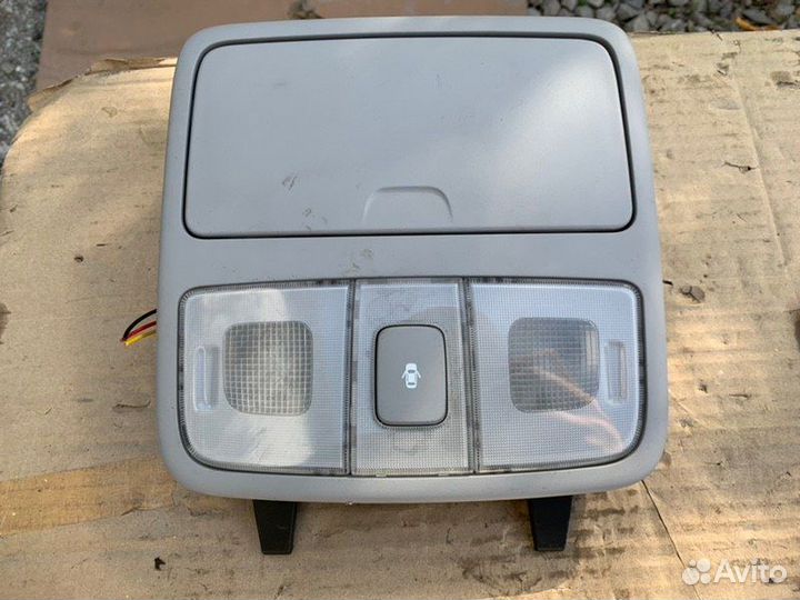 Плафон подсветки салона передний Hyundai I30