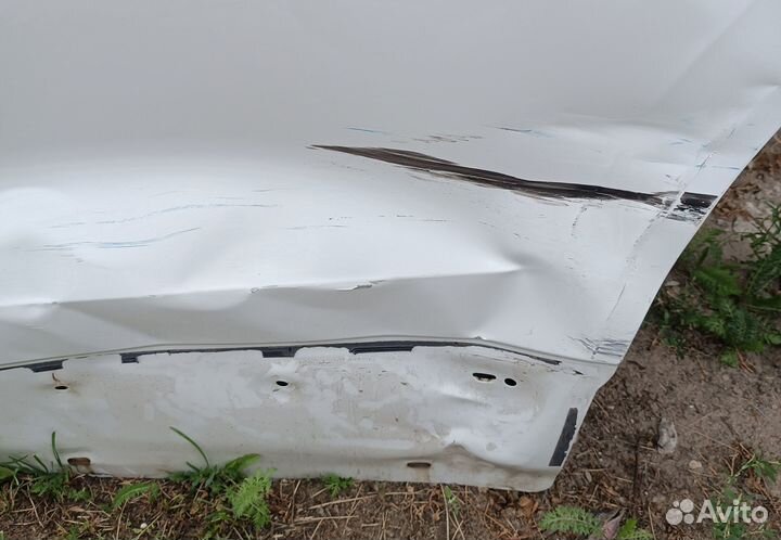 Продам дверь левую заднюю