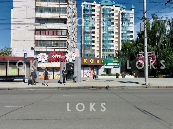 Торговое на высоком трафике 400 м²